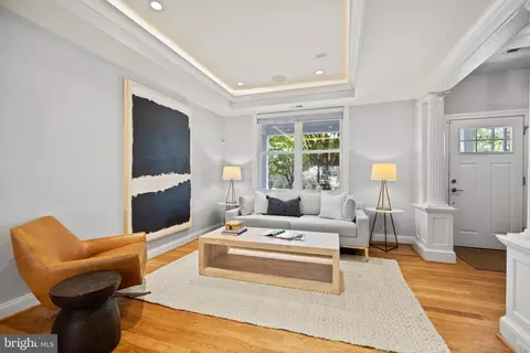 4209 Illinois Ave NW, Washington, DC 20011