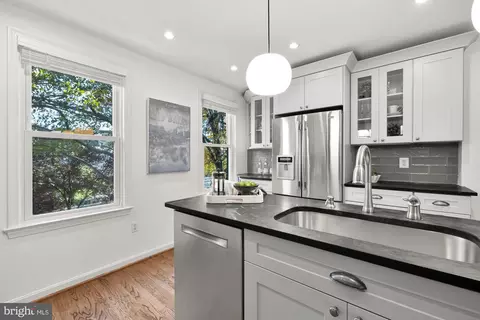416 6th St NE, Washington, DC 20002 photo 18