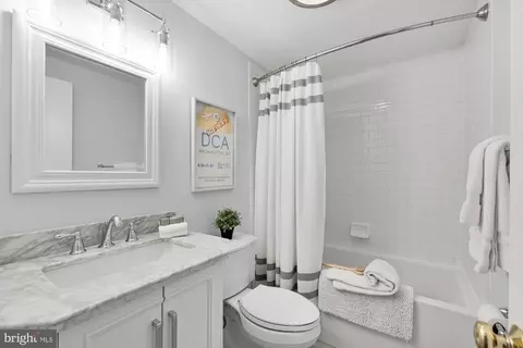 416 6th St NE, Washington, DC 20002 photo 38