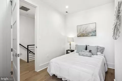 1528 A St NE, Washington, DC 20002 photo 17