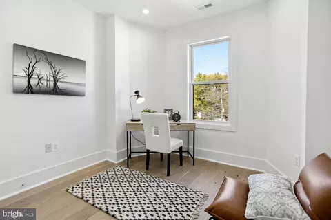 1528 A St NE, Washington, DC 20002 photo 24
