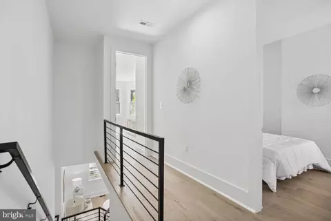 1528 A St NE, Washington, DC 20002 photo 15