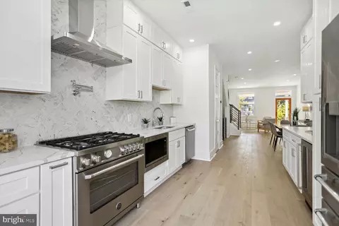 1528 A St NE, Washington, DC 20002 photo 13