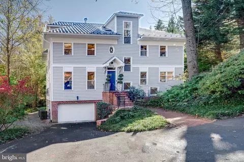 4536 Broad Branch Rd NW, Washington, DC 20008