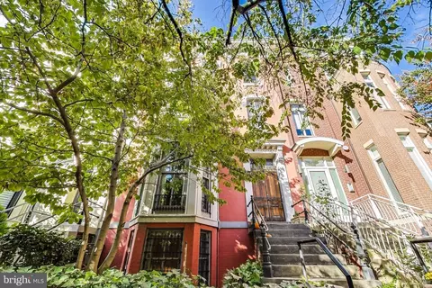 1211 O St NW, Washington, DC 20005 photo 2