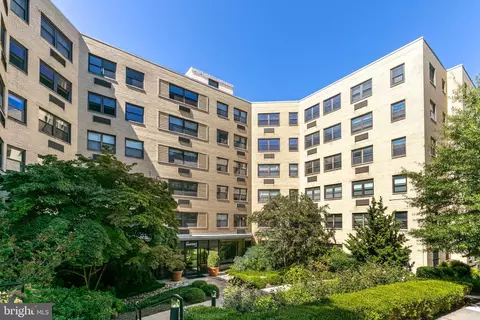 1801 Clydesdale Pl NW #511, Washington, DC 20009