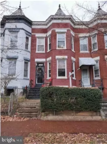 1344 A St SE, Washington, DC 20003
