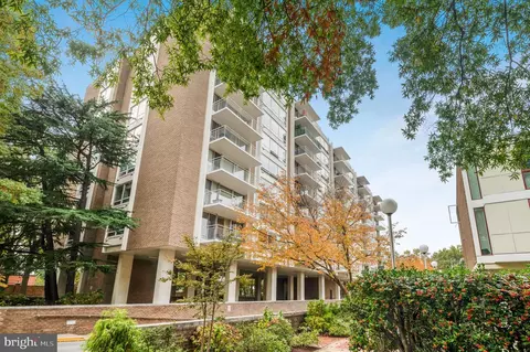 1435 4th St SW #B615, Washington, DC 20024