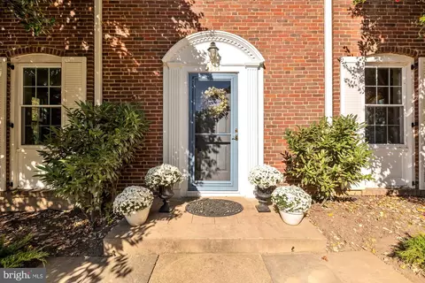 3341 Rittenhouse St NW, Washington, DC 20015
