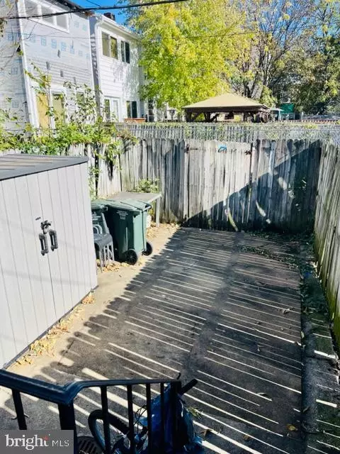 623 18th St NE, Washington, DC 20002 photo 9