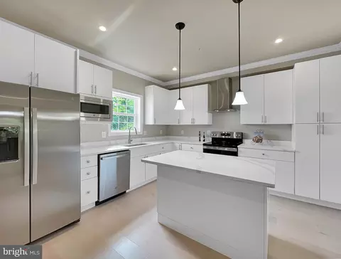 1437 Howard Rd SE, Washington, DC 20020