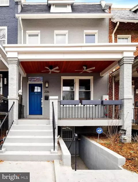 226 S S St NE, Washington, DC 20002