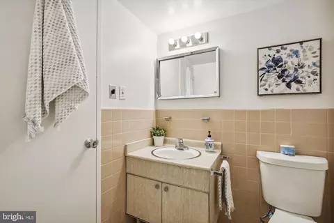 2939 Van Ness St NW #1040, Washington, DC 20008 photo 21