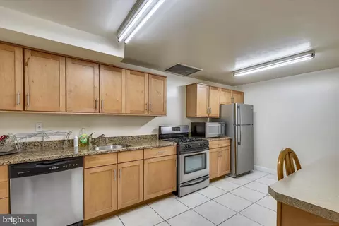 2939 Van Ness St NW #1040, Washington, DC 20008 photo 32