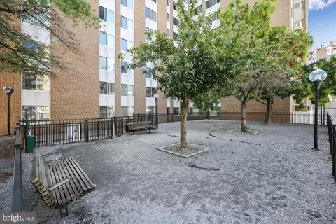 2939 Van Ness St NW #1040, Washington, DC 20008 photo 34