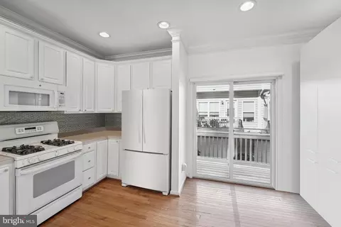 1217 V St NW, Washington, DC 20009 photo 6