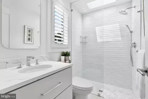 30 Kings Ct SE, Washington, DC 20003 photo 18