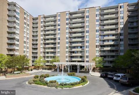3001 Veazey Ter NW #931, Washington, DC 20008