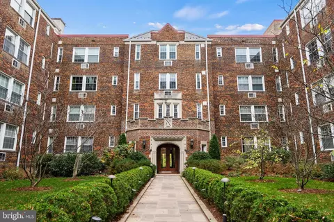 3051 Idaho Ave NW #305, Washington, DC 20016