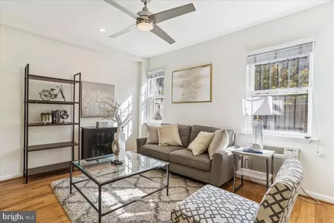 1436 Corcoran St NW, Washington, DC 20009 photo 4