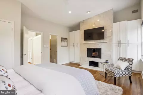 1436 Corcoran St NW, Washington, DC 20009 photo 21