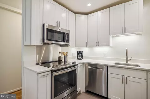 1436 Corcoran St NW, Washington, DC 20009 photo 7