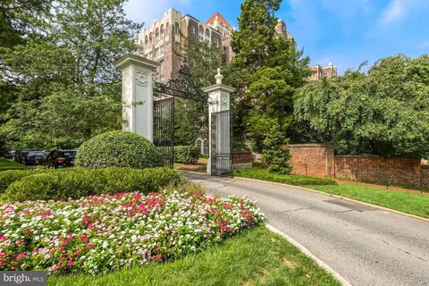 4000 Cathedral Ave NW #455B, Washington, DC 20016