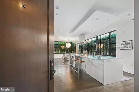 3303 Water St NW #3E, Washington, DC 20007