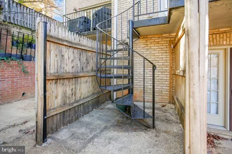 4609 Macarthur Blvd NW #B, Washington, DC 20007 photo 29
