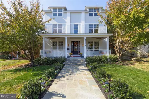 4214 16th St NW, Washington, DC 20011