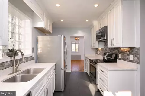 2241 S Street St NE, Washington, DC 20002 photo 15
