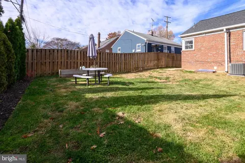 2241 S Street St NE, Washington, DC 20002 photo 33