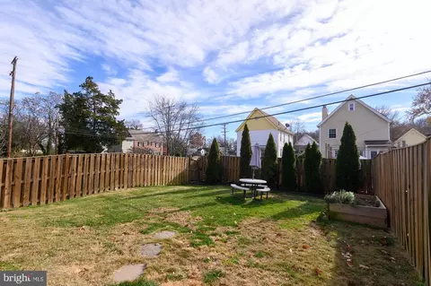 2241 S Street St NE, Washington, DC 20002 photo 43