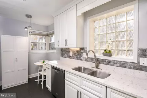2241 S Street St NE, Washington, DC 20002 photo 14