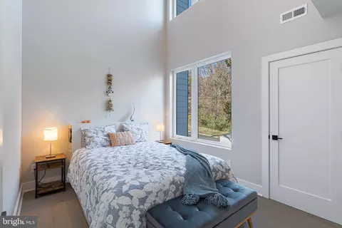 2209 M St NE #6, Washington, DC 20002 photo 17