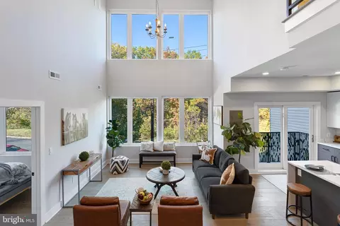 2209 M St NE #6, Washington, DC 20002