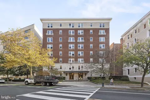 1954 Columbia Rd NW #211, Washington, DC 20009