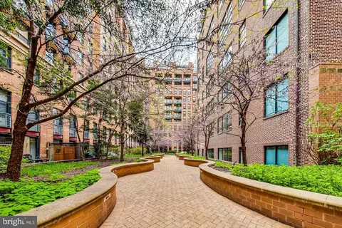 616 E Street St NW #802, Washington, DC 20004