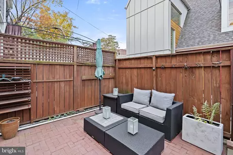 Exterior - 336 11th St NE, Washington, DC 20002 photo 6 of 9