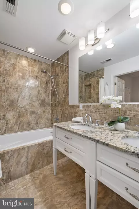 Bath - 336 11th St NE, Washington, DC 20002 photo 3 of 5