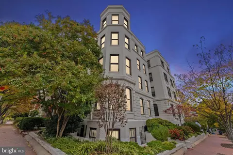 520 E Street St NE #404, Washington, DC 20002 photo 2