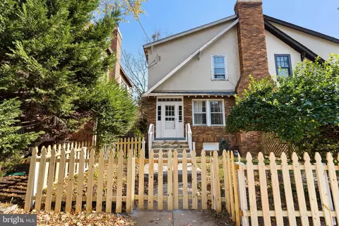 3603 34th St NW, Washington, DC 20008