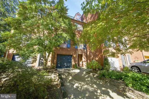 3709 Ingomar St NW, Washington, DC 20015
