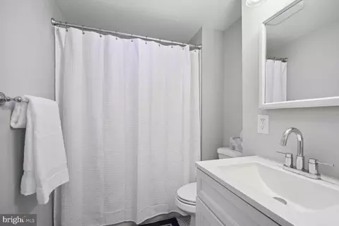 6630 Eastern Ave NW, Washington, DC 20012 photo 15