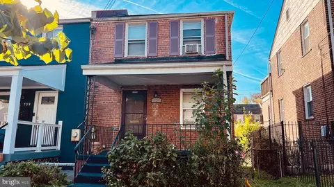 707 Faraday Pl NE, Washington, DC 20017