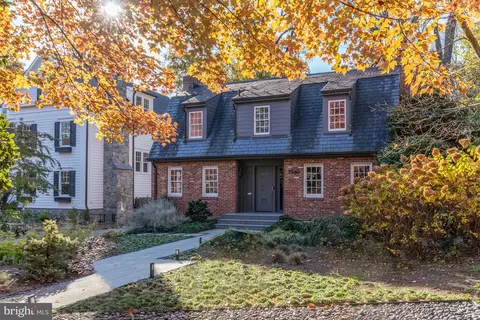 3540 Springland Ln NW, Washington, DC 20008
