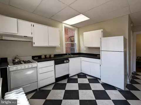 Kitchen - 151 N Carolina Ave SE, Washington, DC 20003 photo 5 of 8
