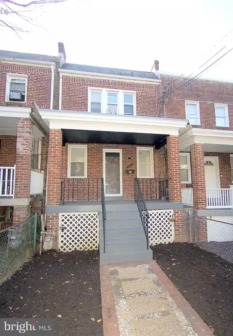 1623 R St SE, Washington, DC 20020