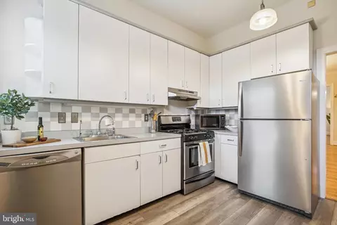 409 G St NE, Washington, DC 20002 photo 12