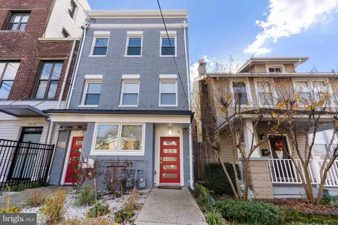 2221 Kearny St NE, Washington, DC 20018